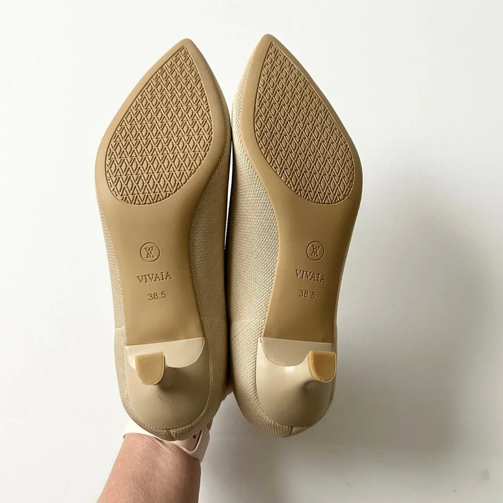 NEW Vivaia Scarlett Pointed Toe V-Cut Kitten Heel Pumps Almond EU 38.5 US 7.5